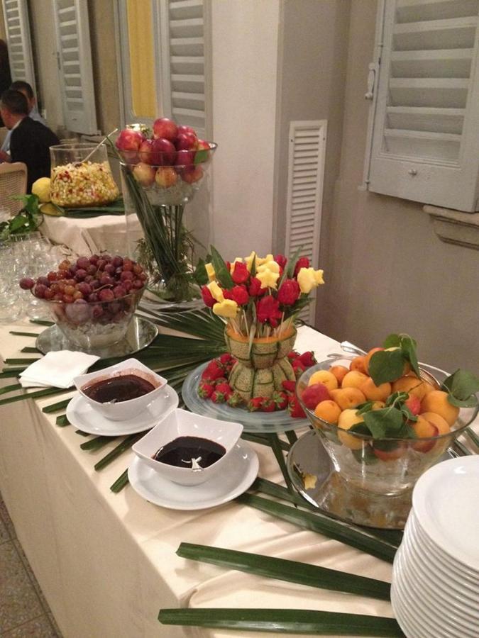 Hotel Villa Giulia Valmadrera Esterno foto