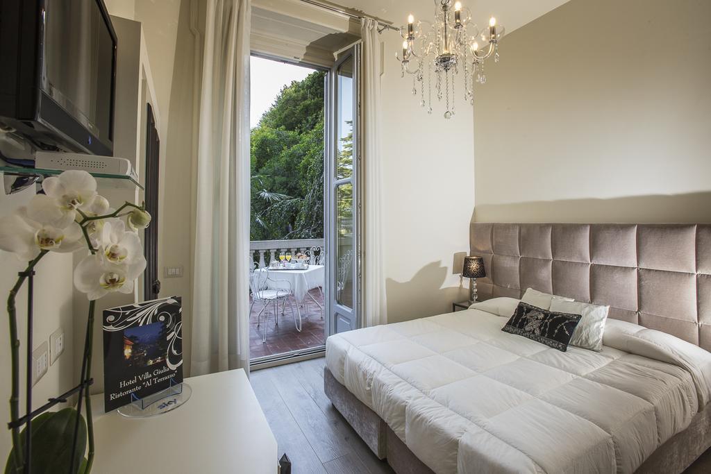 Hotel Villa Giulia Valmadrera Esterno foto